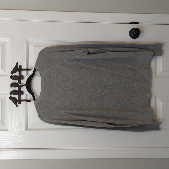 Long-sleeved knit shirt with UV resistance - Picture 2 of 5